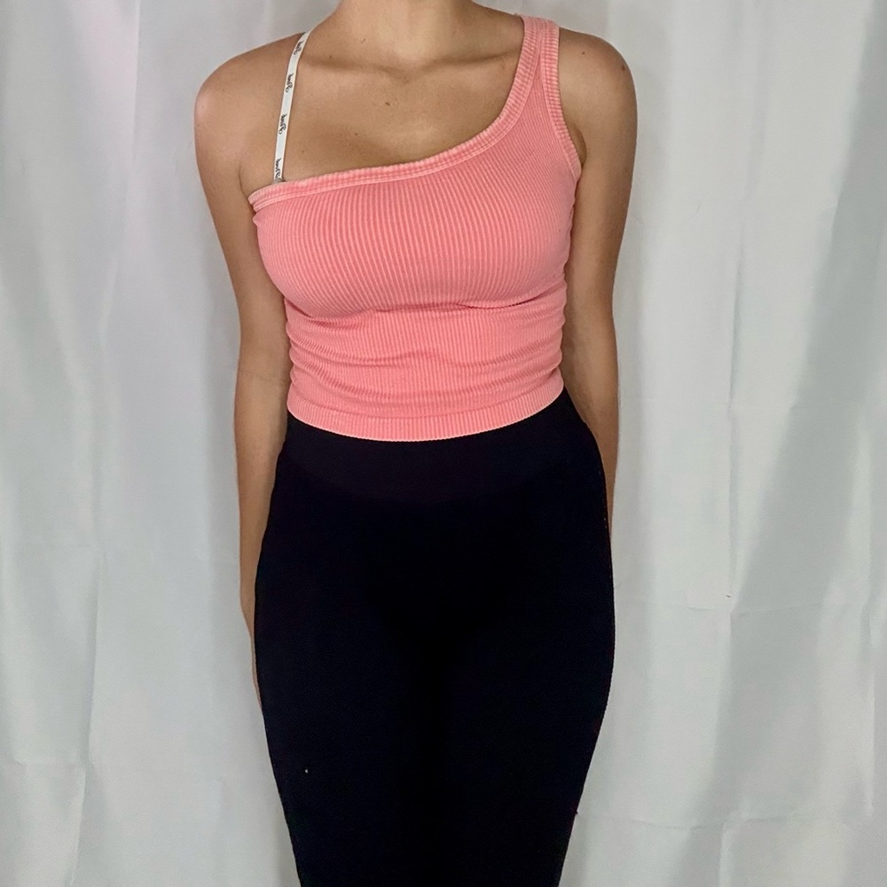 One-Shoulder Pink Ribbed Top - Picture 4 of 9